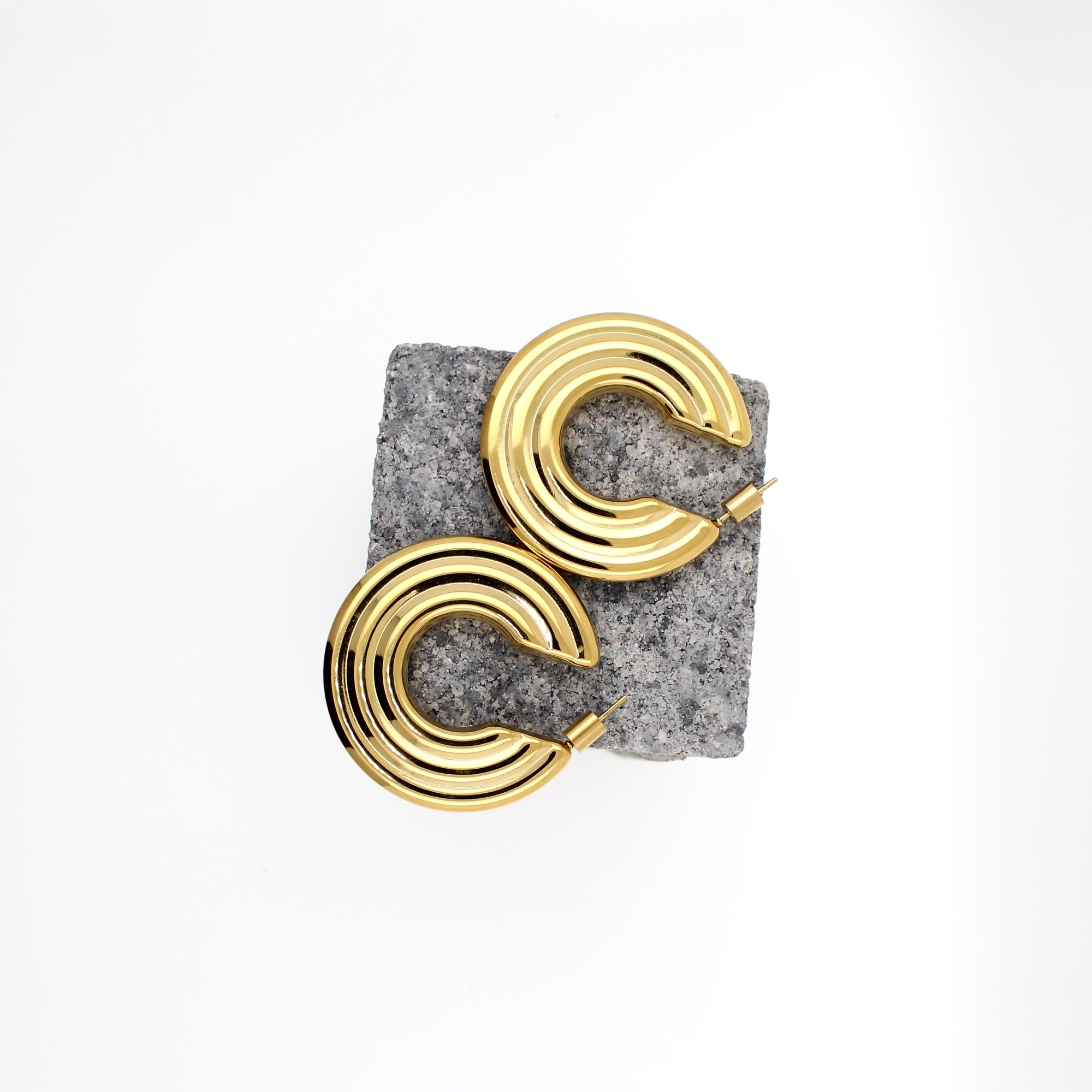 PENDIENTES ESPIRAL ACERO ORO