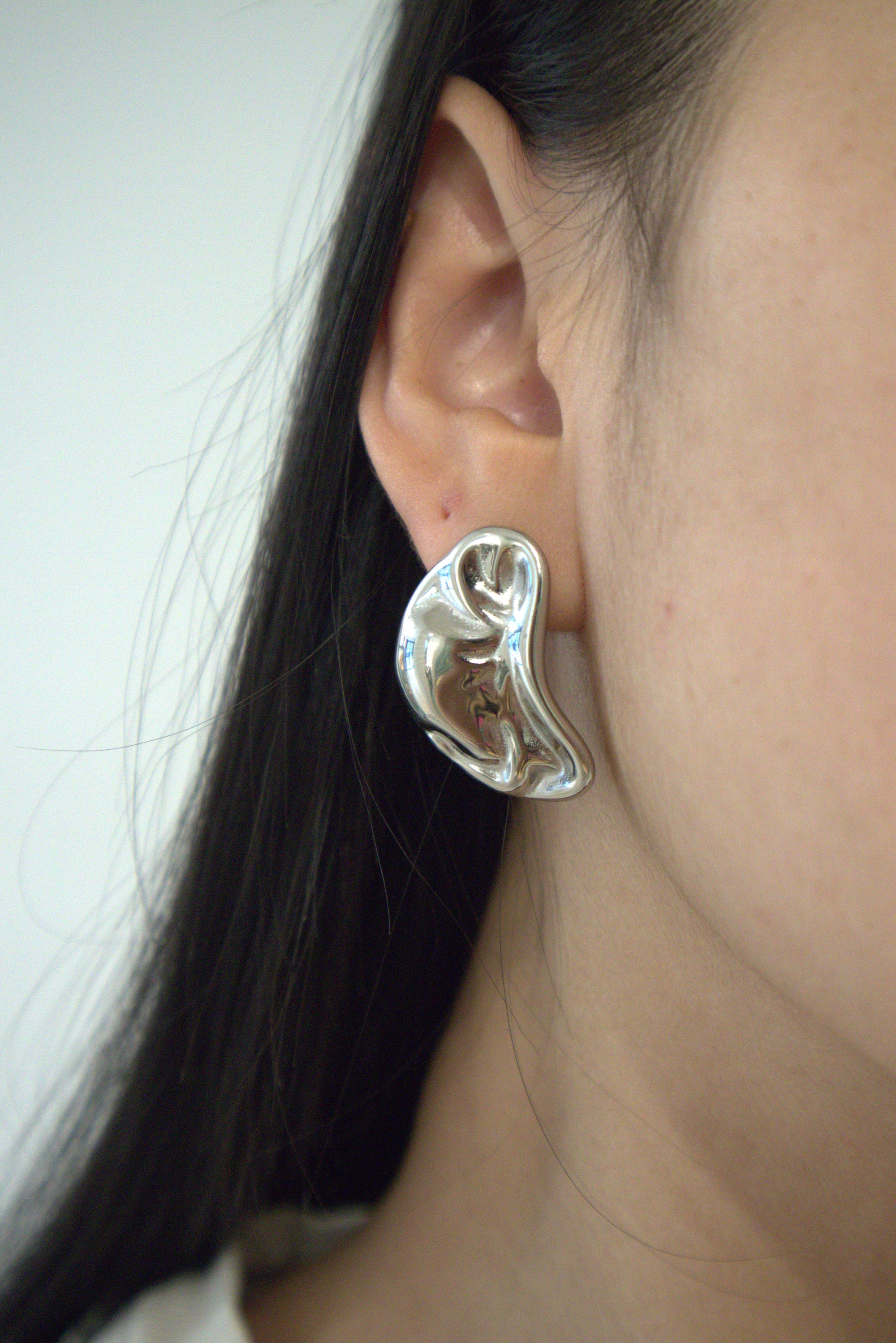 PENDIENTES PEBBLE ACERO PLATA