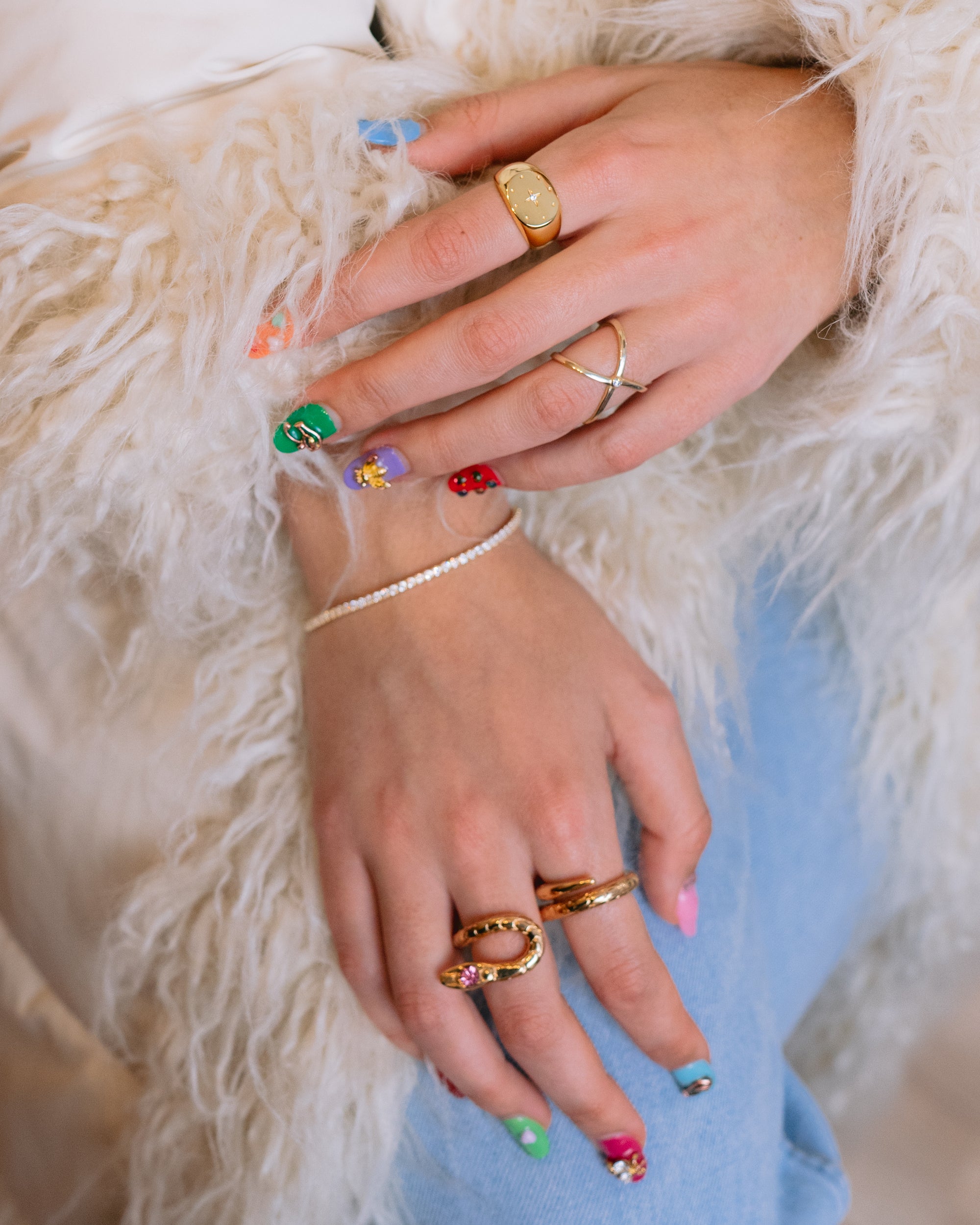 ANILLO SELLO SHOW TIME ORO